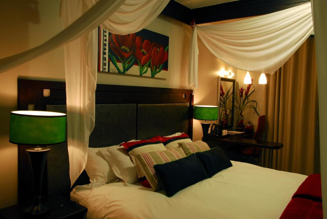 Bon Hotel Empangeni Pokoj fotografie